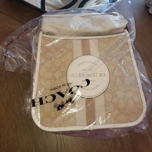 Coach signature bag cream